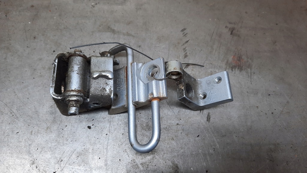 фото №1, Петля дверь левый задняя seat leon ii 08r