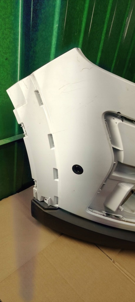 Бампер передний renault dacia duster 620225102r Киев