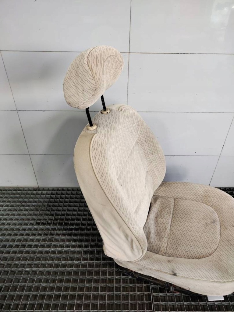 Сидіння лівий перед передній водія - peugeot 406 європа Зі Шроту