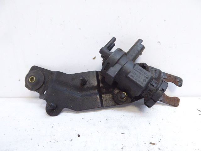 фото №1, Peugeot 306 lift 99-01 электроклапан 2.0 hdi