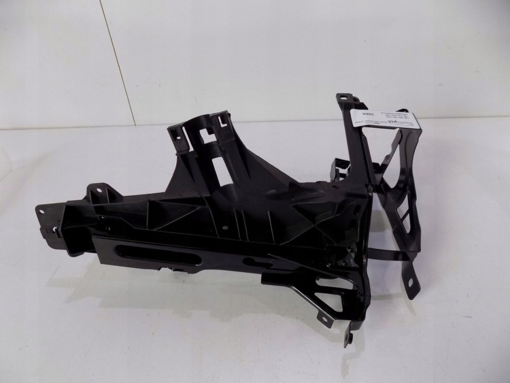 фото №7, Bmw 7 f01 кронштейн / панель фари pod фара правий - 3065