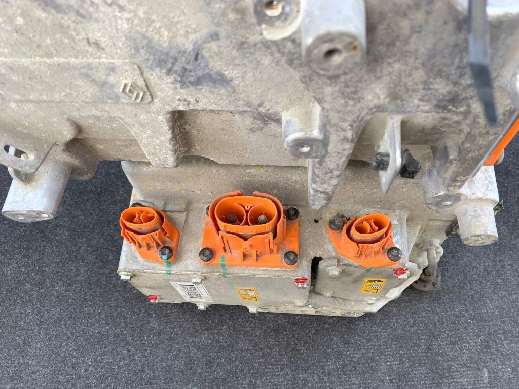 Купити Inwerter/przetwornica напруги renault zoe 296g93381r