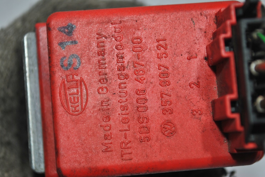 фото №6, Резистор вентилятор audi a3 8l 357907521