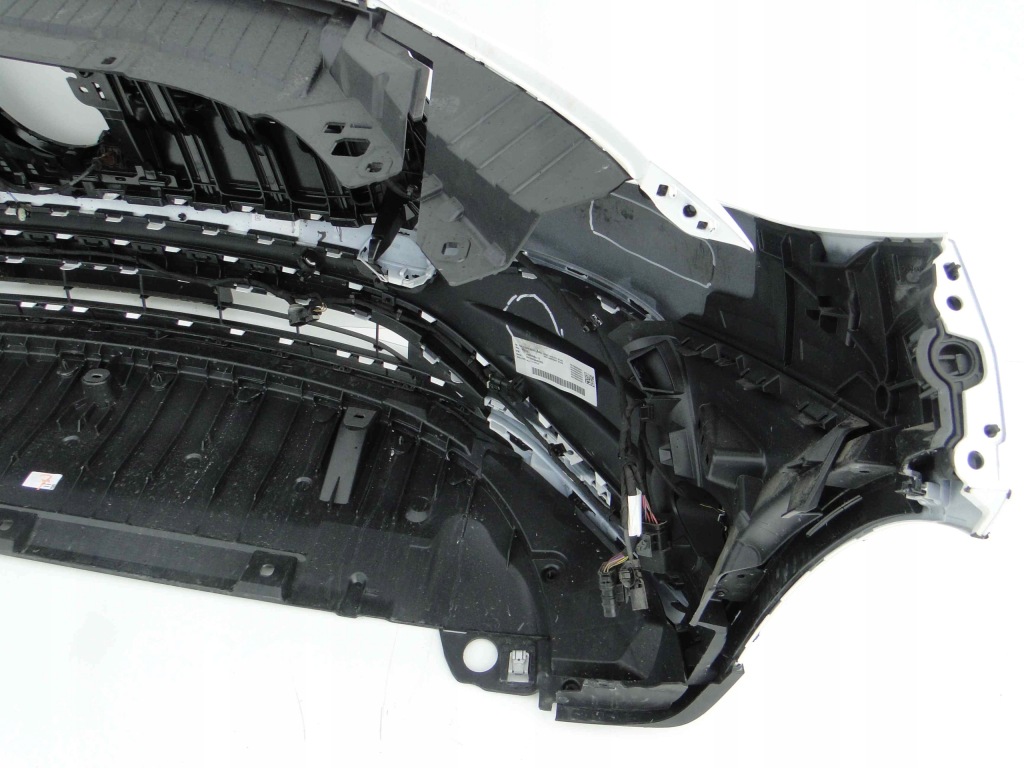 фото №14, Mercedes eqa h243 243 бампер amg нижня частина