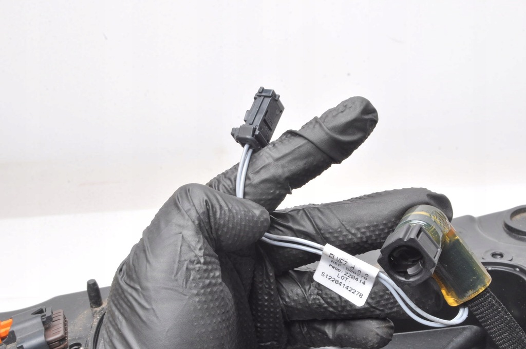 фото №7, Peugeot 2008 i бак adblue