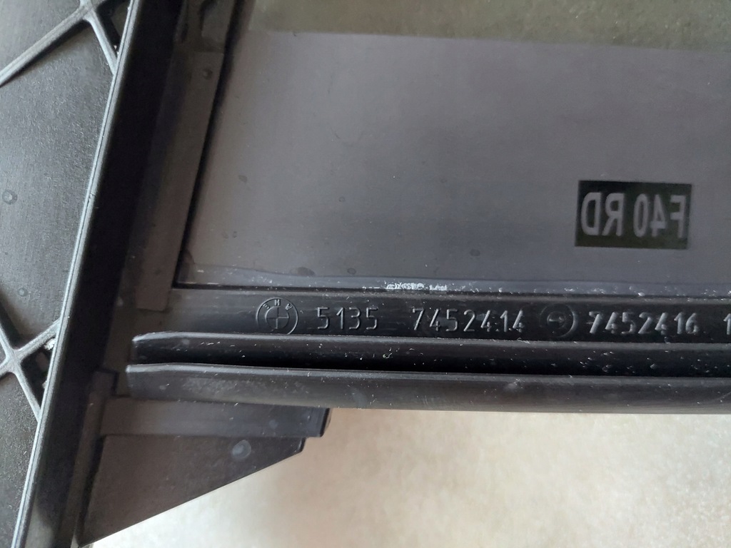 фото №8, Стекло боковая - правый задняя - bmw 1 f40