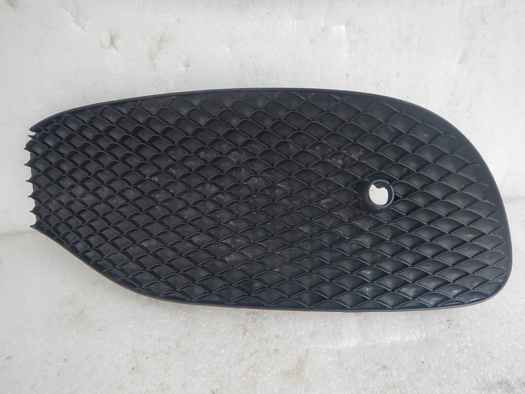 фото №1, Mercedes e w213 решётка бампера a2138851500