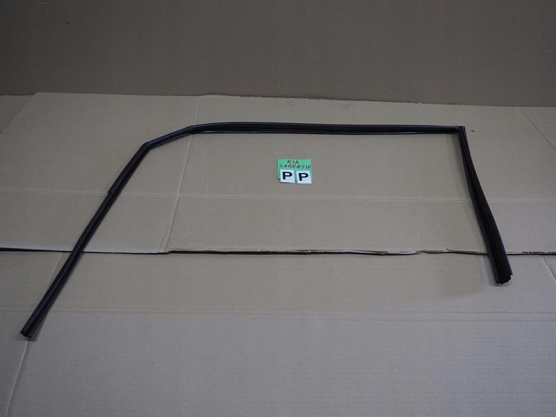 фото №1, Прокладка стекло дверь правая передняя kia carens iv