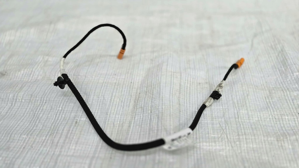 фото №1, Шланг жгут радио peugeot 3008 ii 9833946680