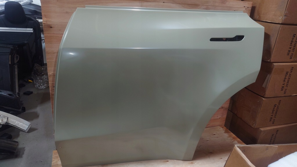 Купить Дверь левое задняя задняя tesla model y новая