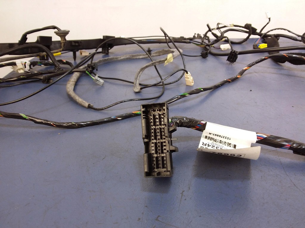 фото №6, Renault clio iv hb 1.2 b электропроводка салона