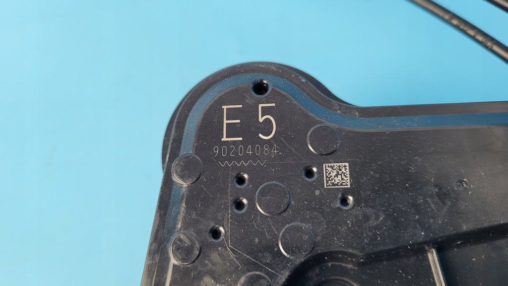 фото №7, Corolla e21 19r замок дверь правый перед 4 pin