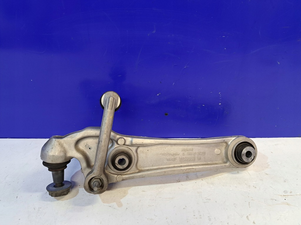 фото №1, Jaguar xe 2019 рычаги