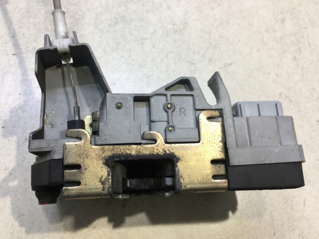 фото №5, Замок дверь правый задняя peugeot 307 2.0 hdi 4 pin