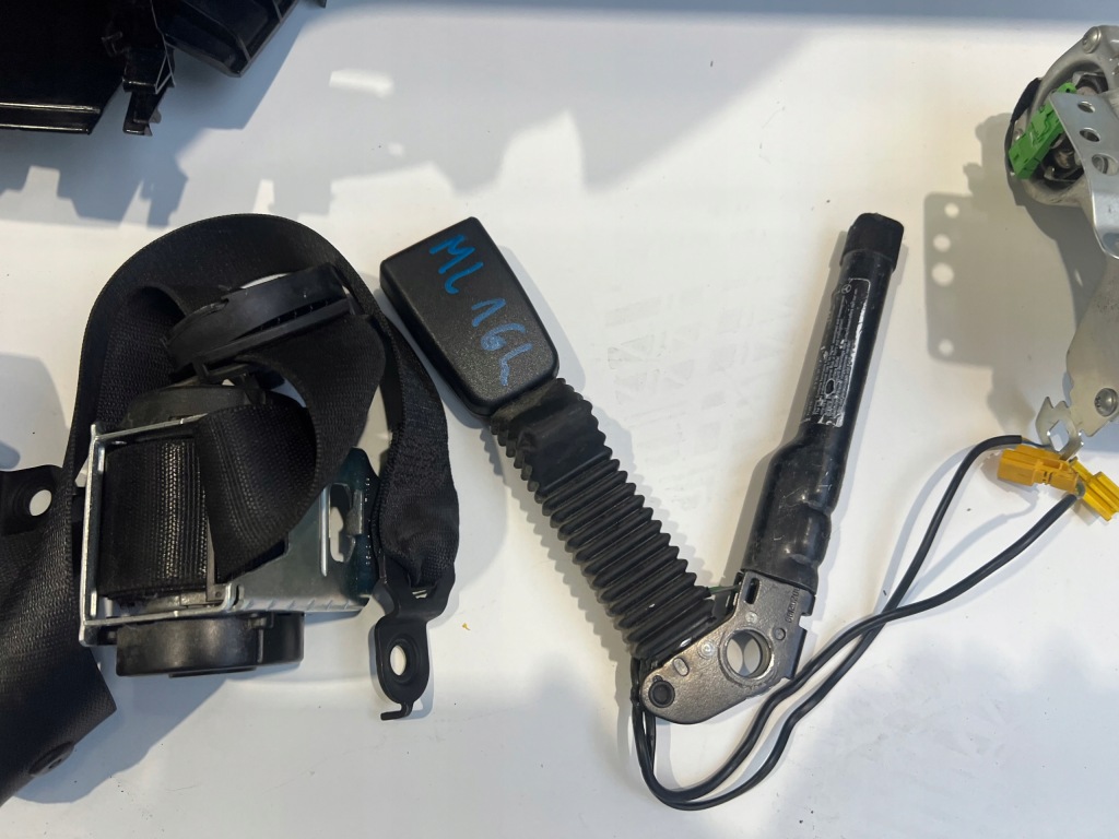 фото №13, Панель приладів консоль подушка безпеки ремені mercedes ml w164