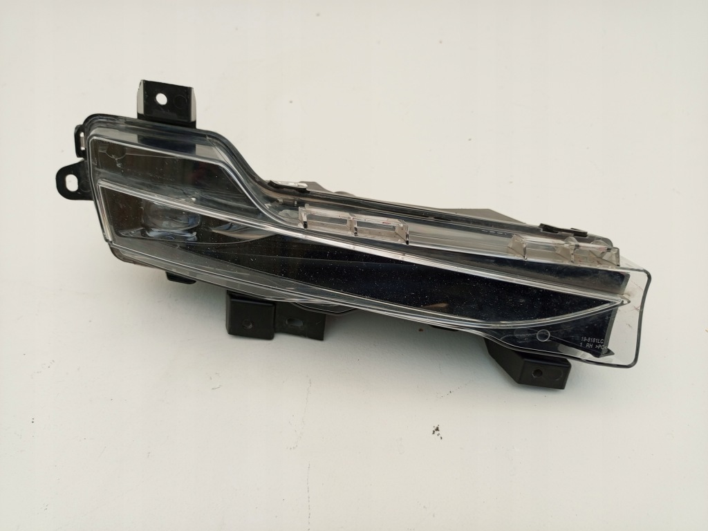 Tesla model 3 y 20- протитуманна фара led drl правий перед передній 1624798-00-a в Україні