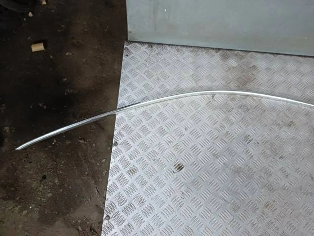 фото №6, Молдинг кровельная левая audi q5 8r 8r0853703