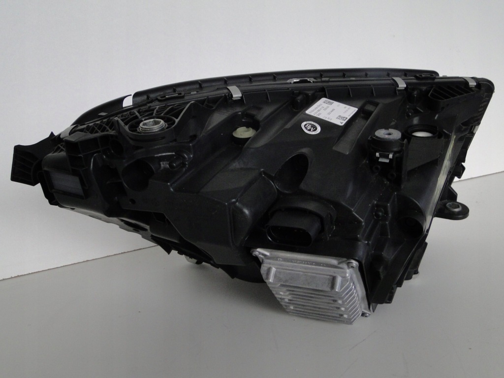 Mercedes фара левая передняя digital led европейская e klasa 214 w214 s214 Оригинал