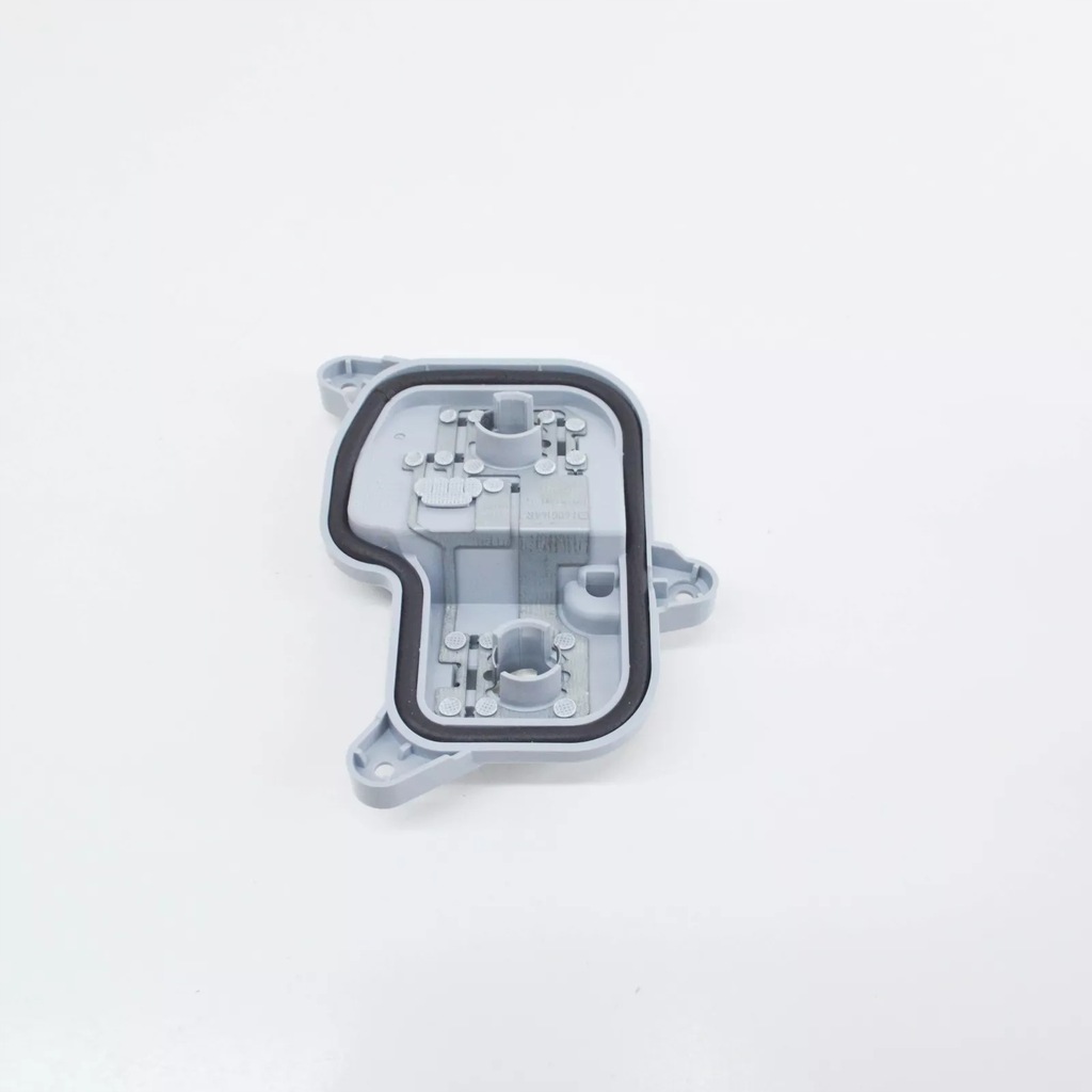 фото №7, Audi a6 c7 кронштейн лампочка заднего правого свет 4g9945222 oem