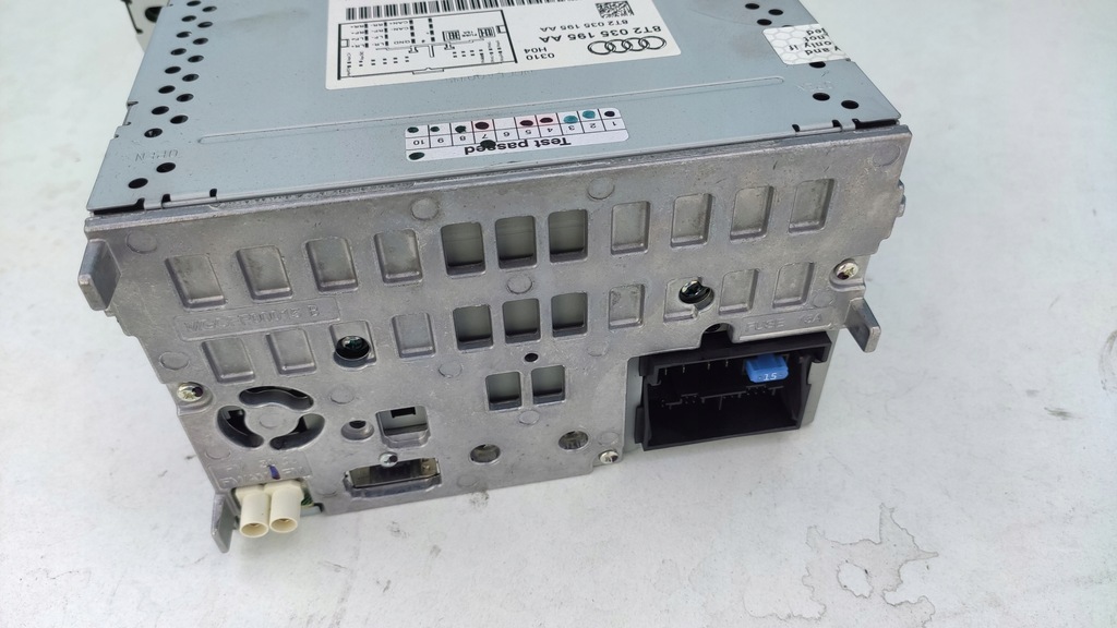 фото №4, Audi a4 b8 a5 8t радио cd 8t2035195aa uk