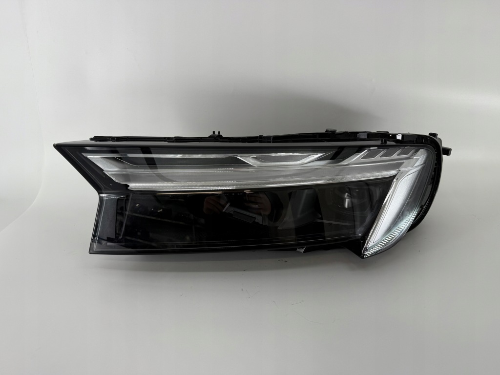 Audi q7 4m0 рестайлинг  full led matrix фара левая правая Недорого