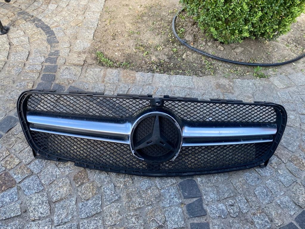 фото №1, Mercedes gla 156 45 amg решётка радиатора решётка радиатора 1568883400 оригинал