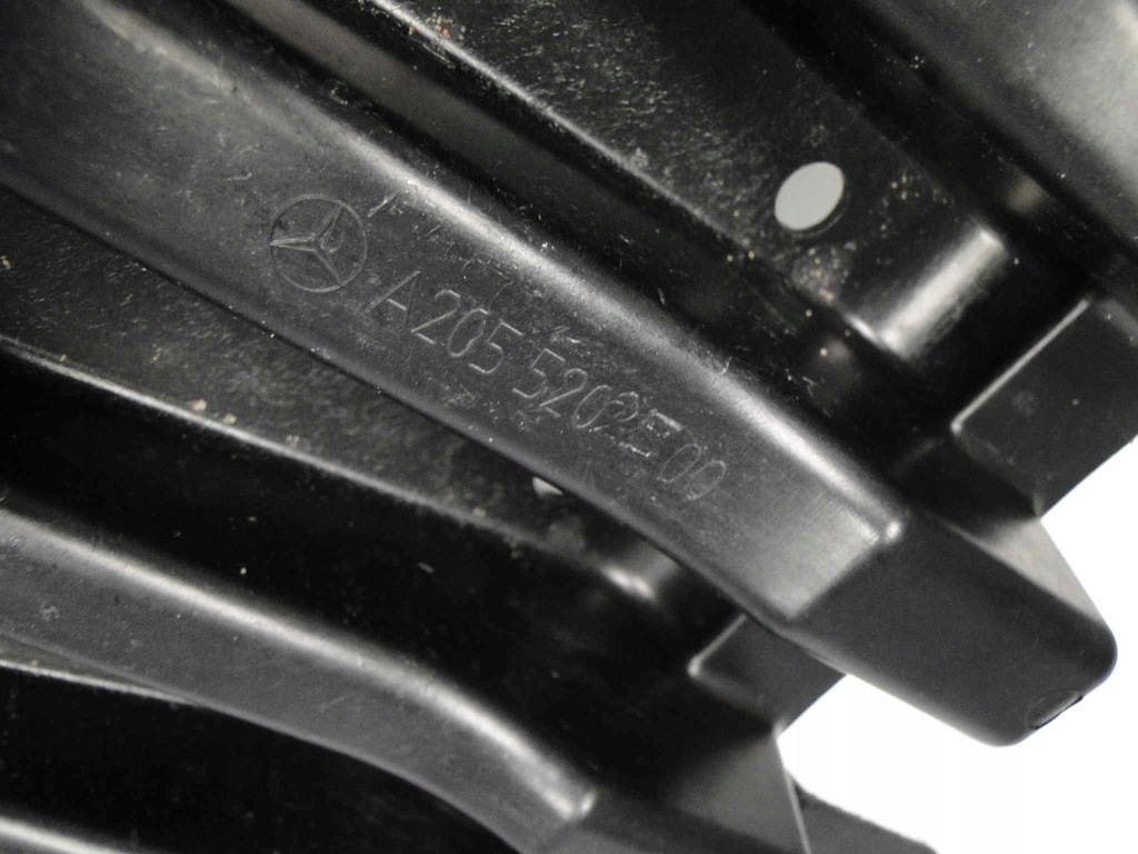 фото №6, Mercedes c klasa w 205 захист pod бампер 4matic