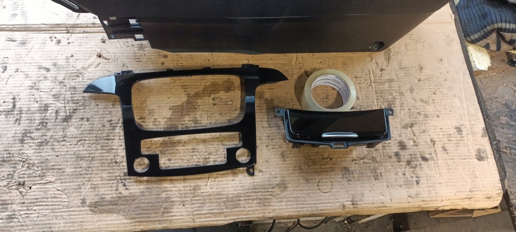 S-max mk1 galaxy mk3 06-14r подлокотник комплектный  piano black европа с Разборки