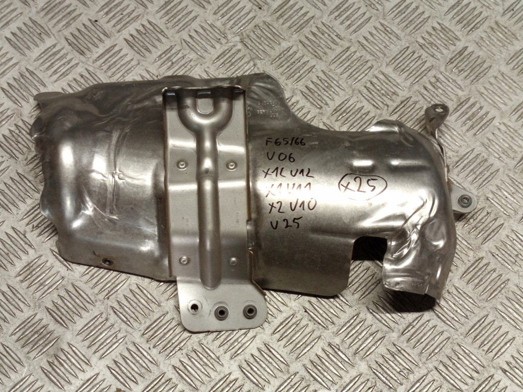 фото №7, Bmw оригинальный номер 9894940 1' f40 2' f44 защита тепловая катализатора