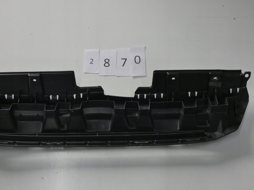 фото №6, Решётка бампера mitsubishi space star 2.087