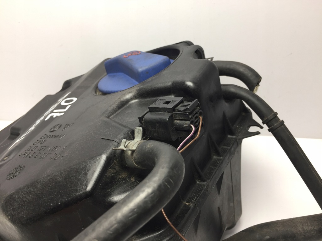 фото №4, Volkswagen touareg 7l0 бачок расширительный