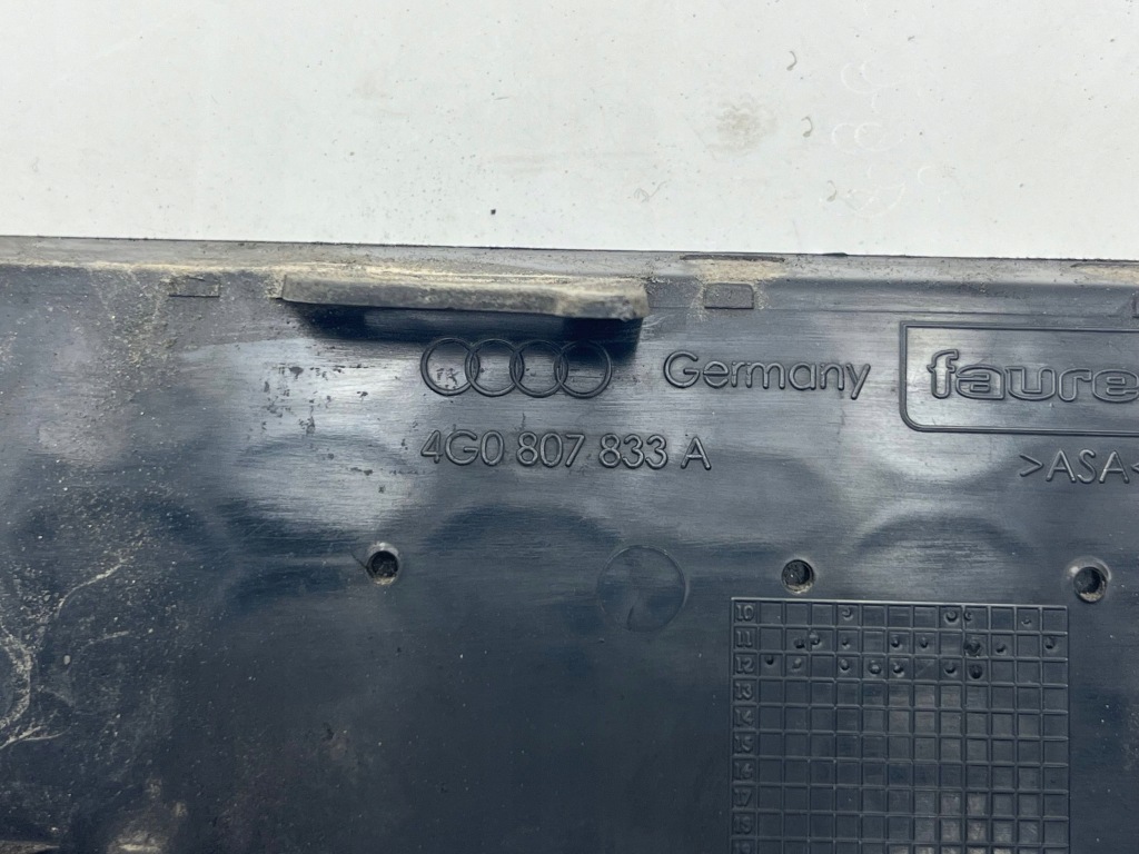 Решётка вентиляционная audi a6 s6 c7 4g 4g0807833a в Украине