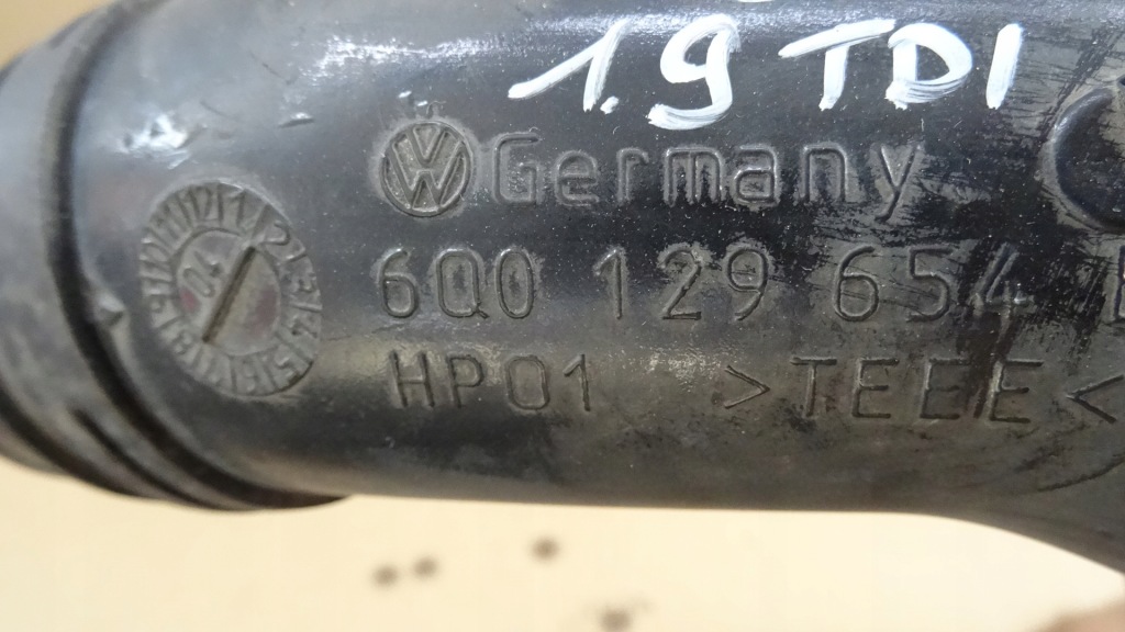 фото №4, Audi a3 8l 1.9tdi труба повітрозабірник повітря 6q0129654bd
