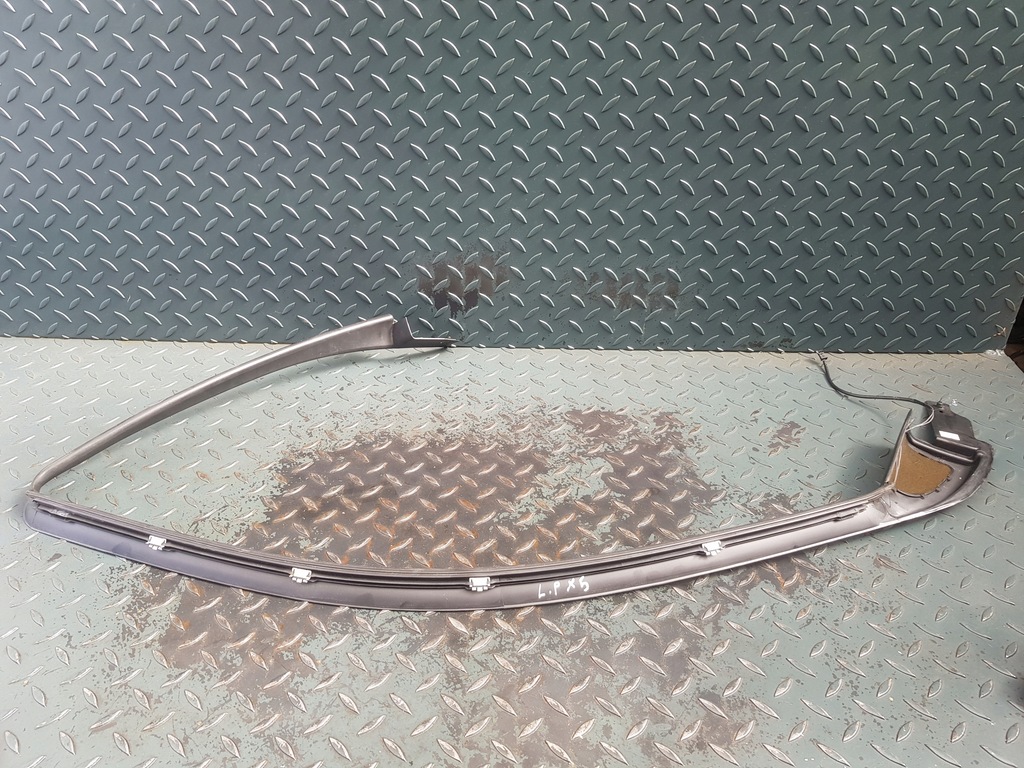 фото №10, Рамка внутренняя защита рамы стекло дверь левый перед 8 402 507 bmw x5 e53