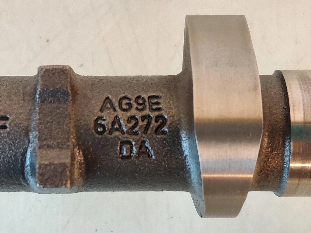 фото №8, Колесо faz распределительного вала выпускные + вал cj5e6c525ad 2.0 turbo 200km jaguar xe