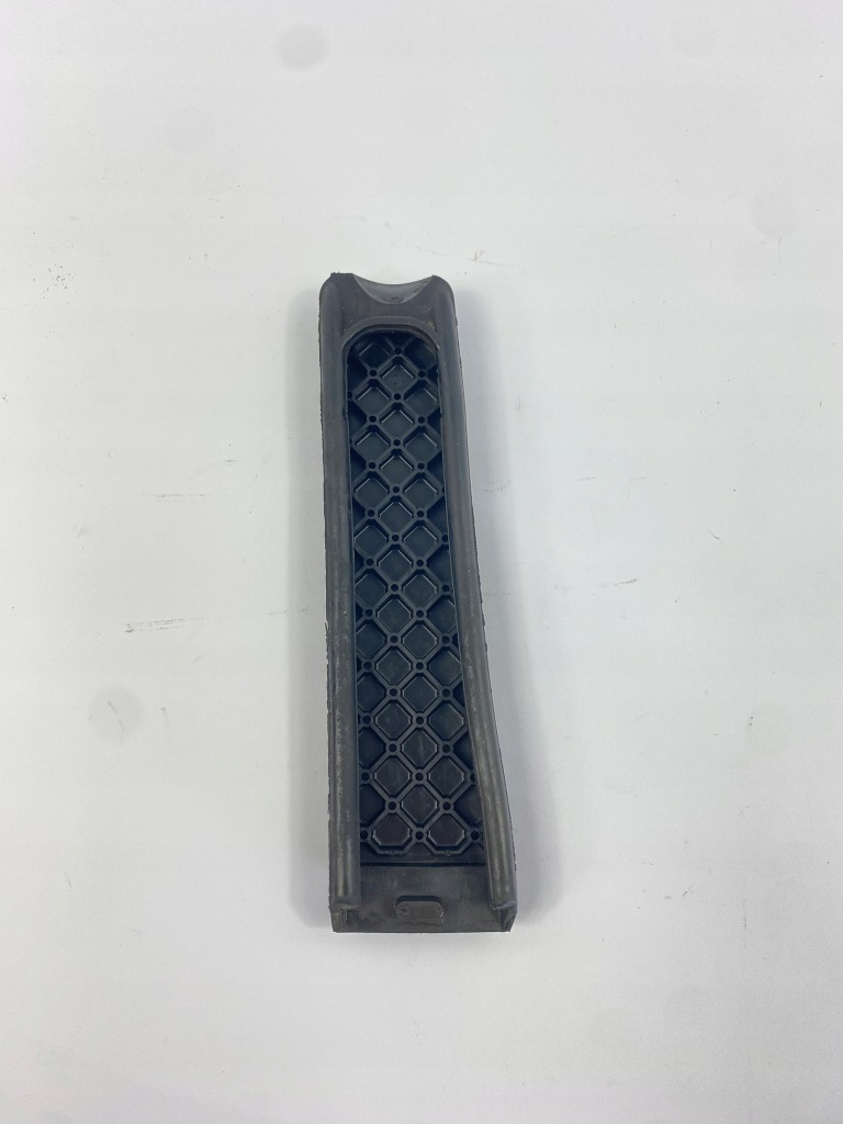 Гумовий елемент накладка педалі газу mercedes w124 1233010082 Недорого