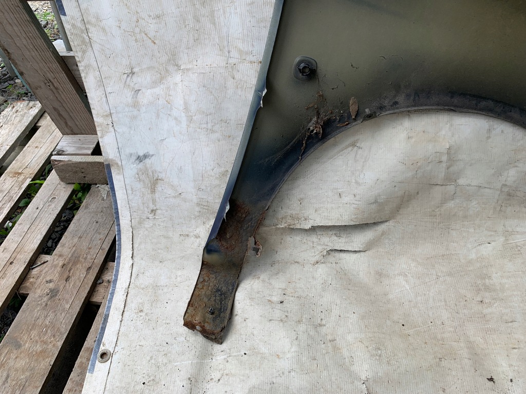 фото №10, Skoda octavia i крыло левый granatowy