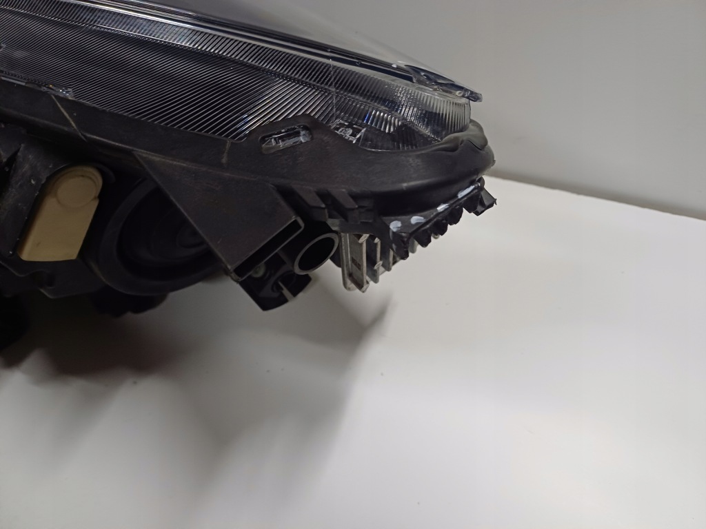 Фара правый перед ford kuga mk3 3 19- европа Цена