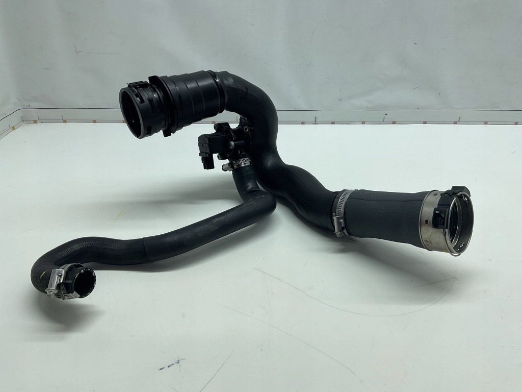 Купить Шланг интеркулер jpla-6n650, land rover discovery 5 l462. оригинал.