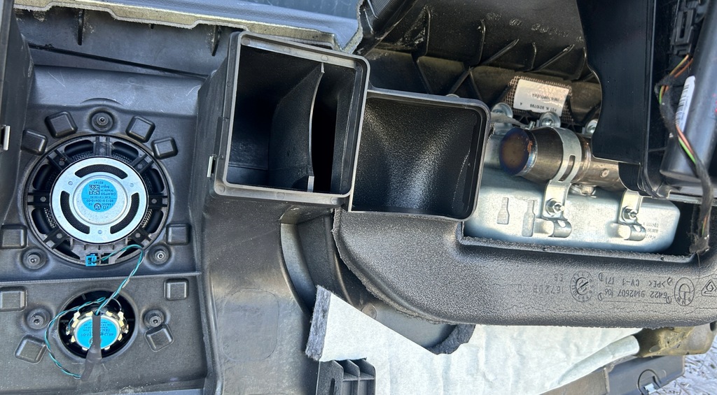 фото №10, Приборная панель консоль подушка безопасности hud bmw 5 gt gran turismo f07 9199070 zimntbraun