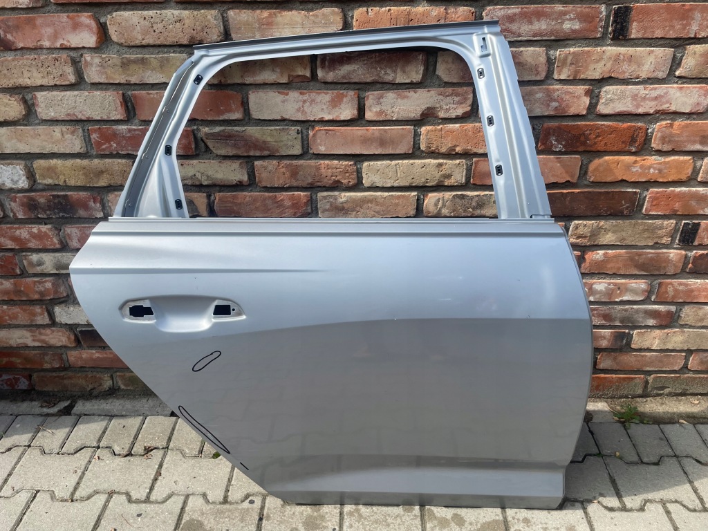 фото №1, Audi a6 c8 18- kombi двері задні праве giełda poznań