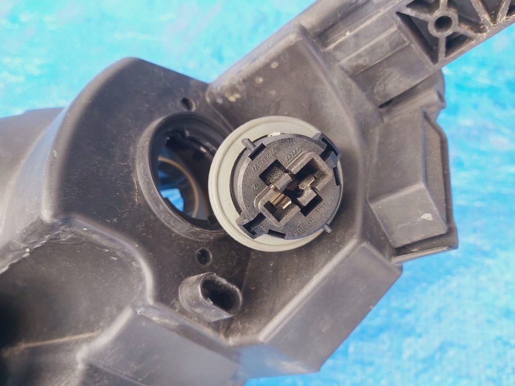 фото №8, Opel-części zafira c фара правий лампа перед