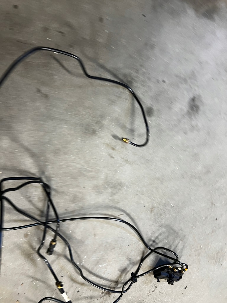 Распределитель клапан шланг подвеска перед задний land rover discovery v l462 Недорого