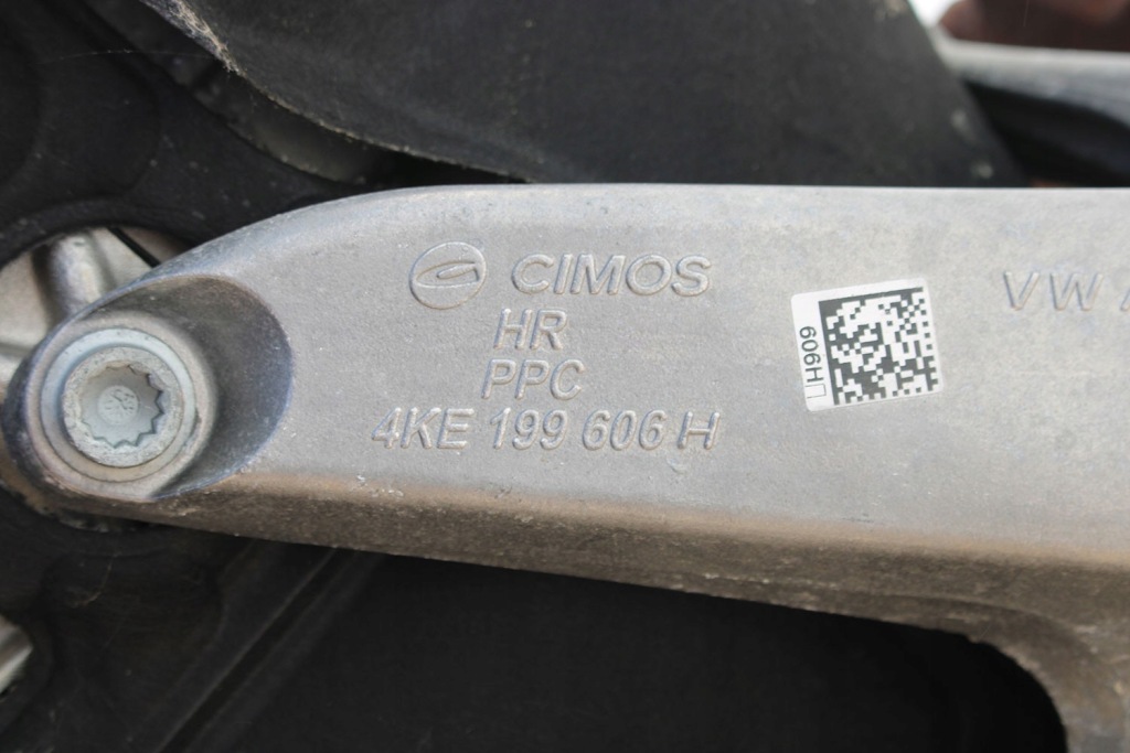 Audi e-tron двигун eas easa 0ef901141ag перед передній etron 4ke399313b 0ma3 Ціна