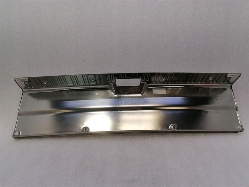 Купить Rolls royce phantom mk7 порог багажника 7041105 молдинг багажника