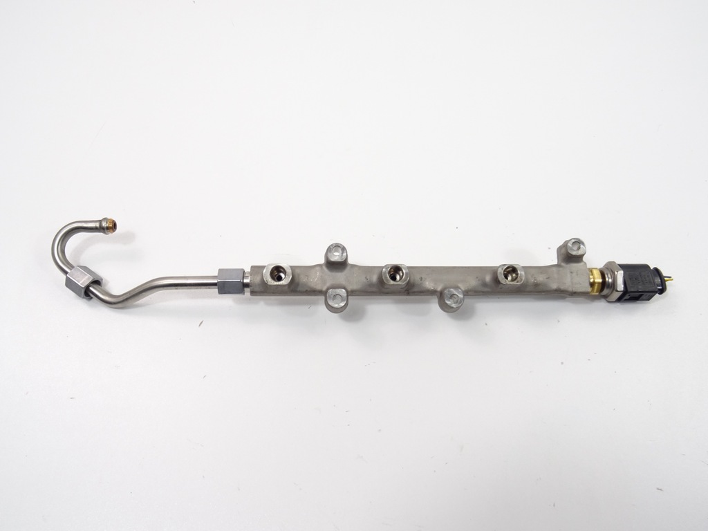 фото №1, Vw t-cross молдинг впрыскная 04c133320g