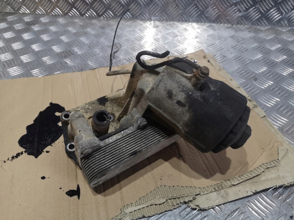 фото №1, Audi оригинальный номер 8e9955711e двигатель дворники задний