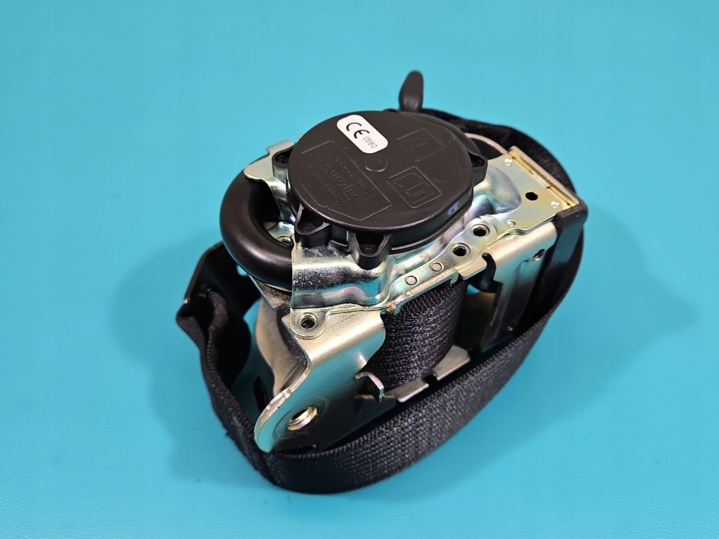 Купить Ремень безопасности задний  правый tesla model 3 2017- 1110154-01-f