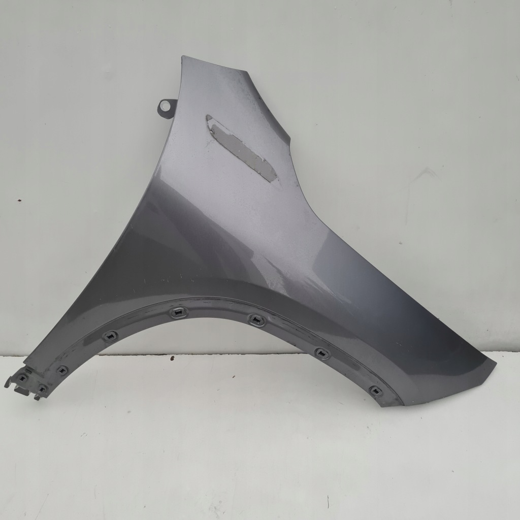 фото №1, Крила правий перед mercedes gla w247 eqa