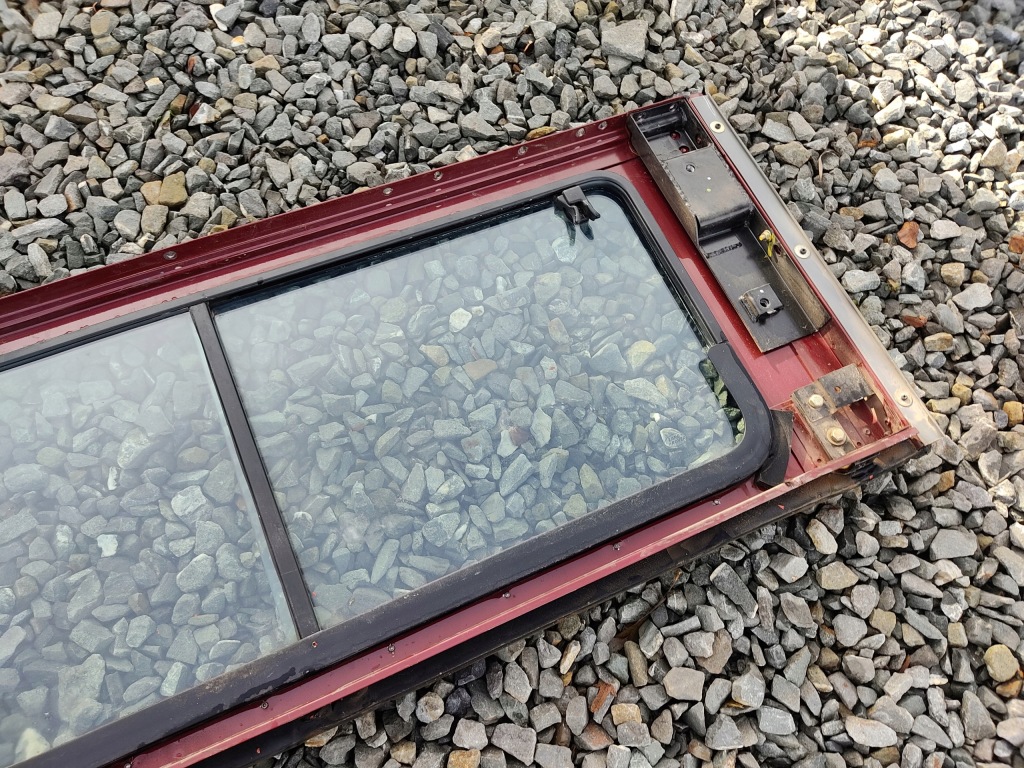 Рамка nadstawka ліва задній задня крила ліва скло defender 1999-2014 Київ